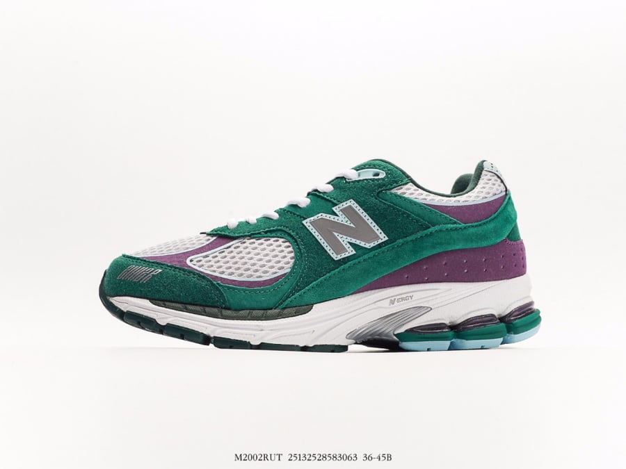 New balance 2002r
