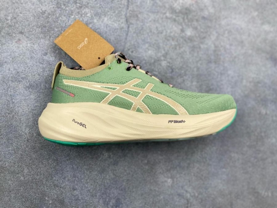 Asics Nimbus 26
