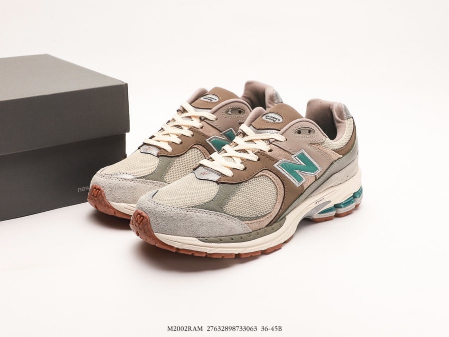 New balance 2002r