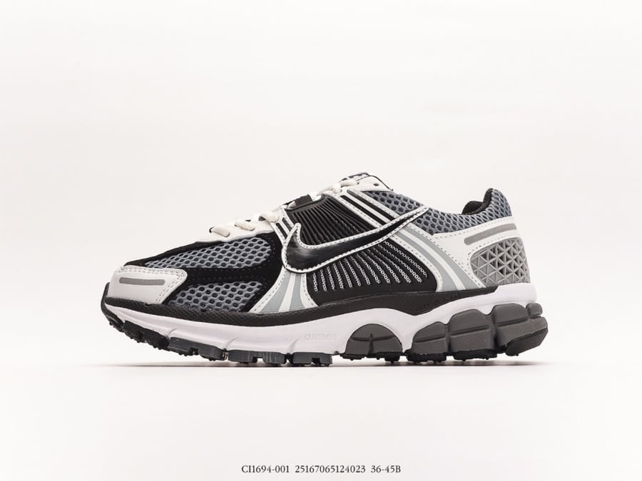 Nike Zoom Vomero 5SP