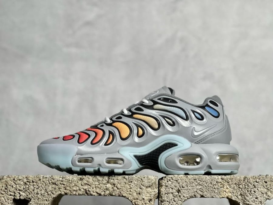 Nike Air Max Plus Drift