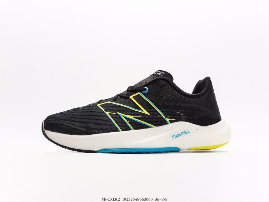 ‏New Balance FuelCell RC