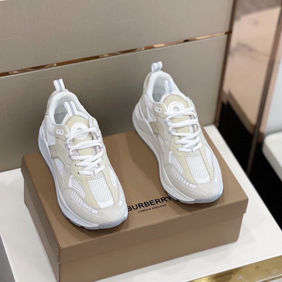Burberry Sneakers