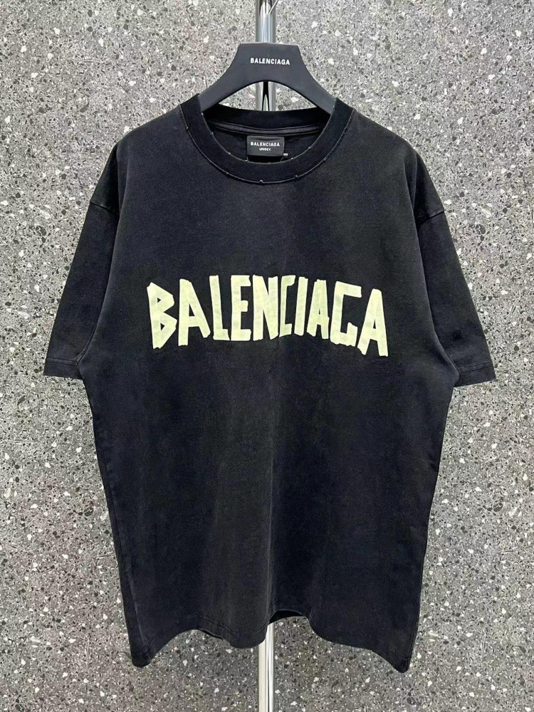 T-shirt Balenciaga