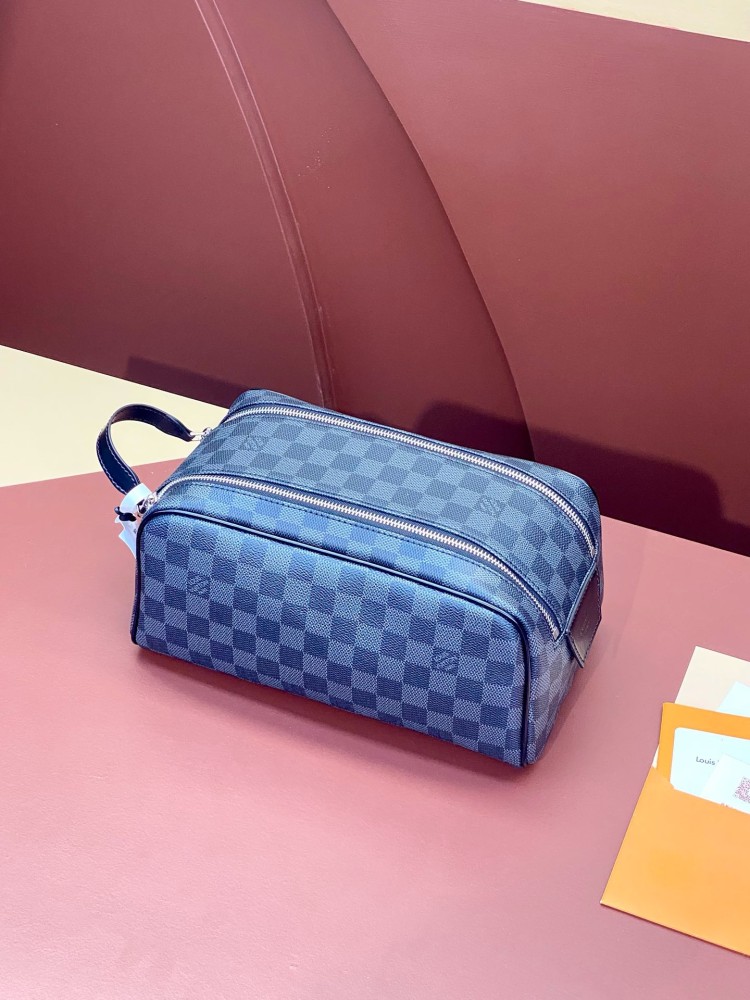 Louis Vuitton Dopp Kity