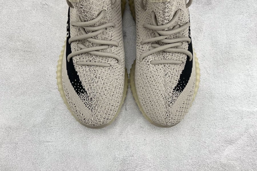 Adidas Yeezy 350 Boost V2