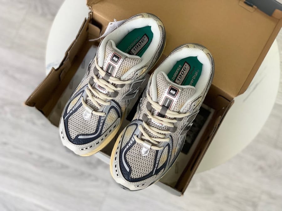 New balance M1906
