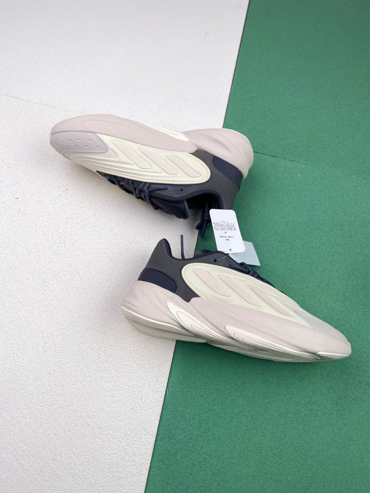 Adidas Ozelia adipene