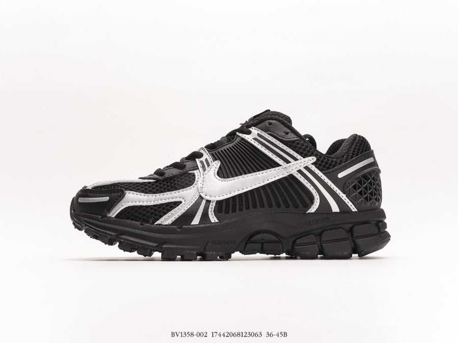 Nike Zoom Vomero 5SP