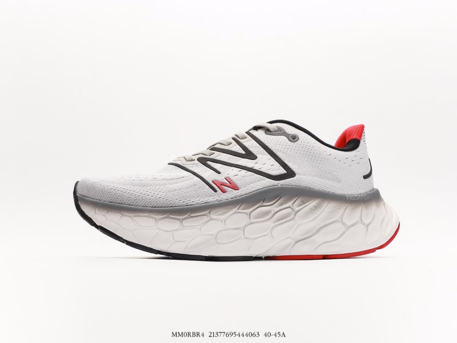 New Balance Fresh Foam X More v4