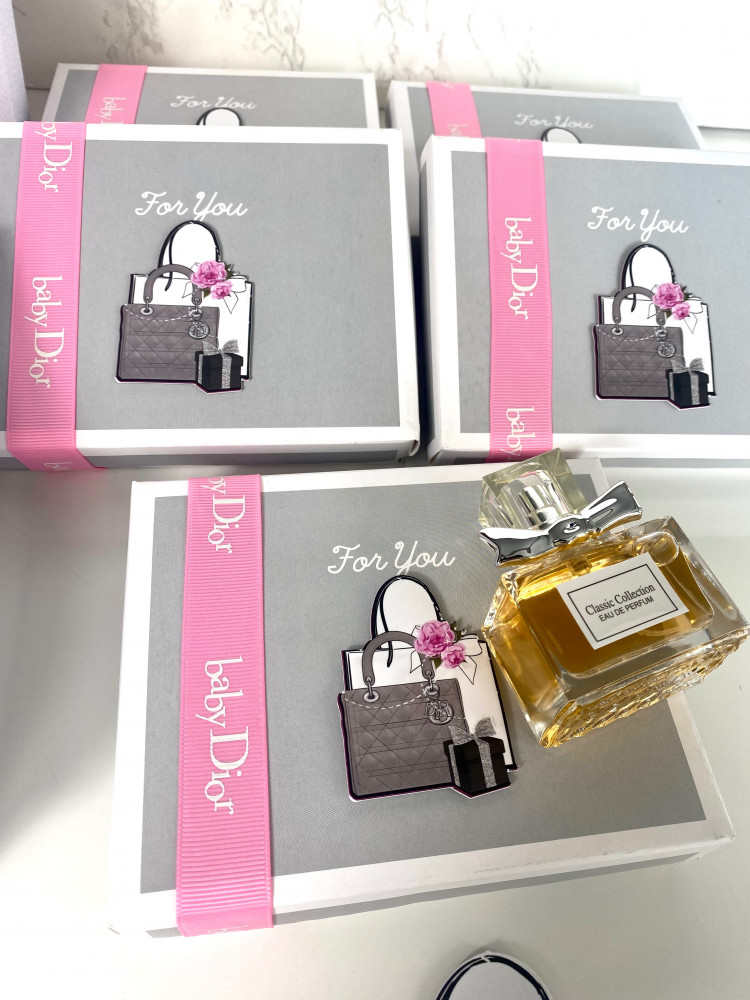 توزيعات ديور عطر 25 ملي 10 حبات