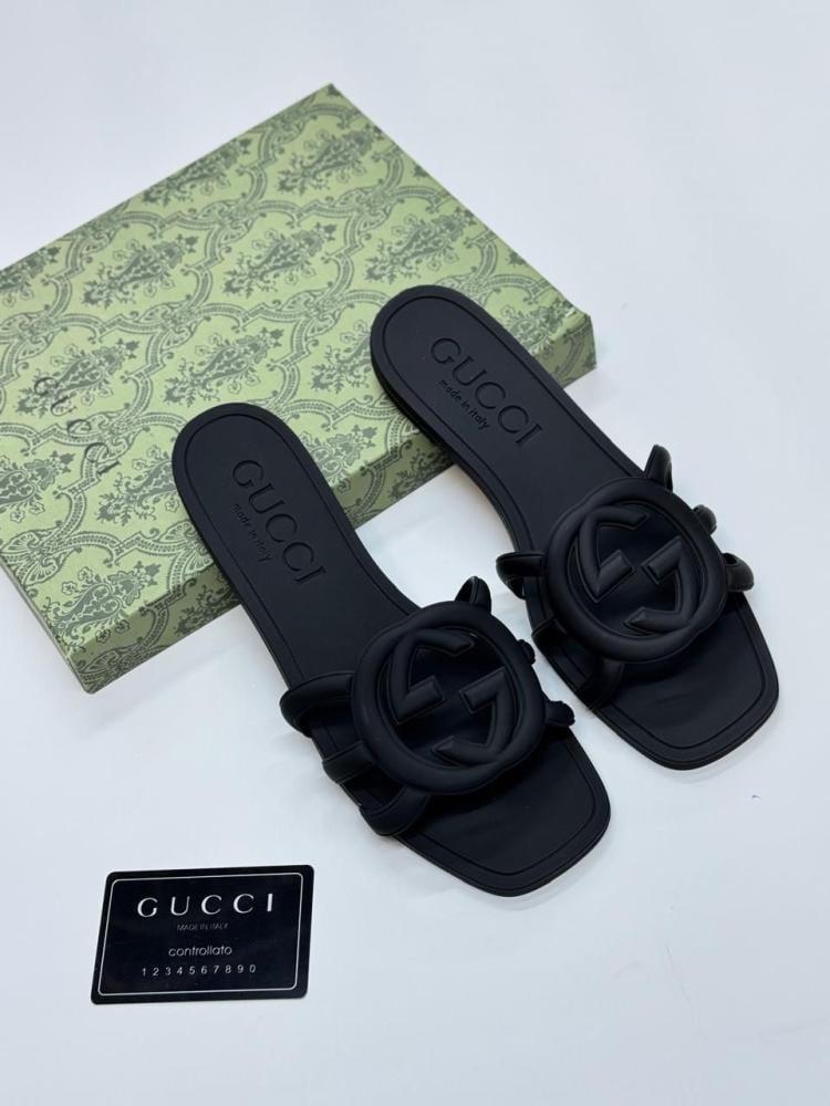 Gucci Interlocking G Slide Sandals
