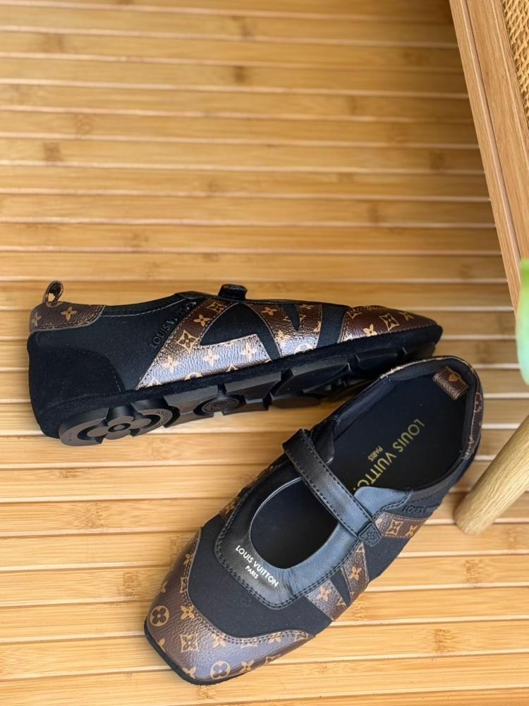 Louis Vuitton Mary Jane Ballet Flats
