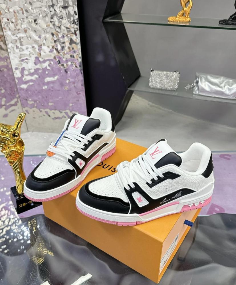 LV Trainer Sneakers - Pink
