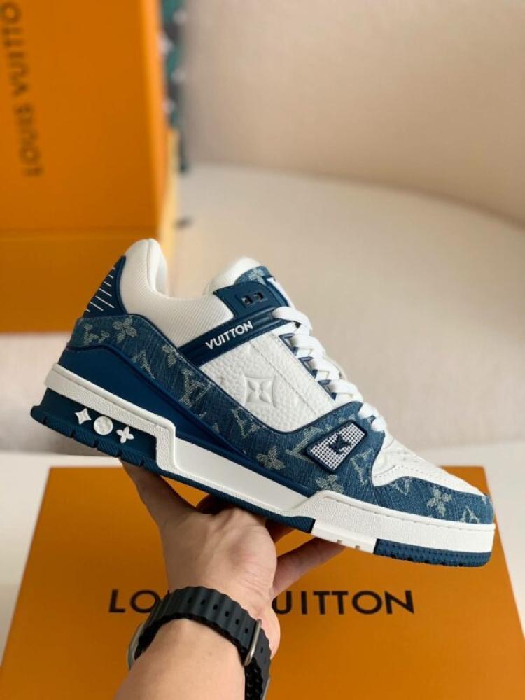 LOUIS VUITTON TRAINER - Blue