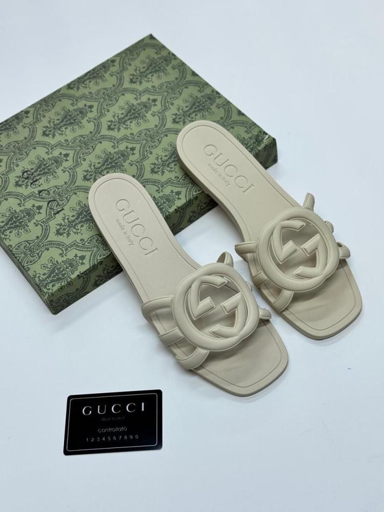 Gucci Interlocking G Slide Sandals