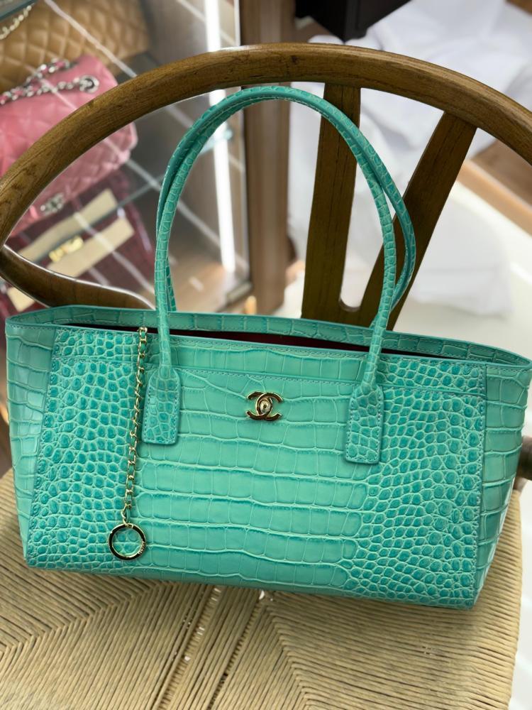Chanel Crocodile Embossed Tote Bag 35cm