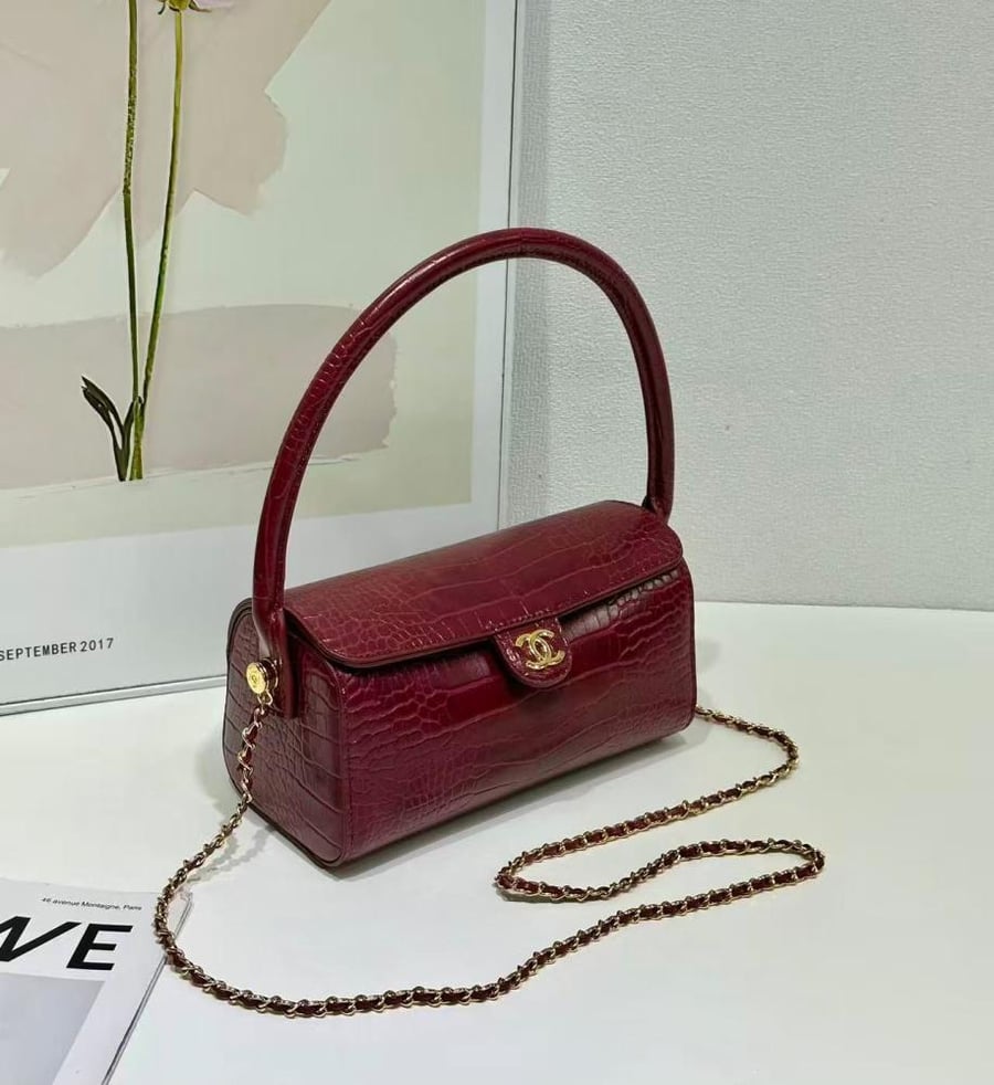 Chanel Pearl Frame Clutch
