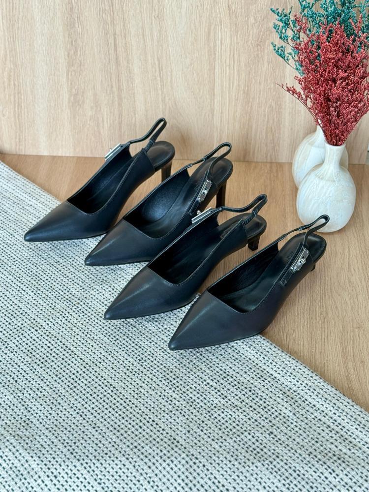 Hermes Slingback Pointed Leather Heels