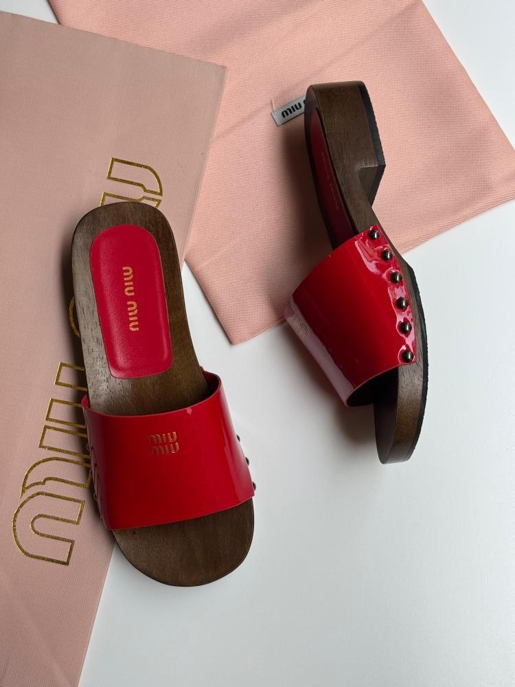 Patent leather clogs
