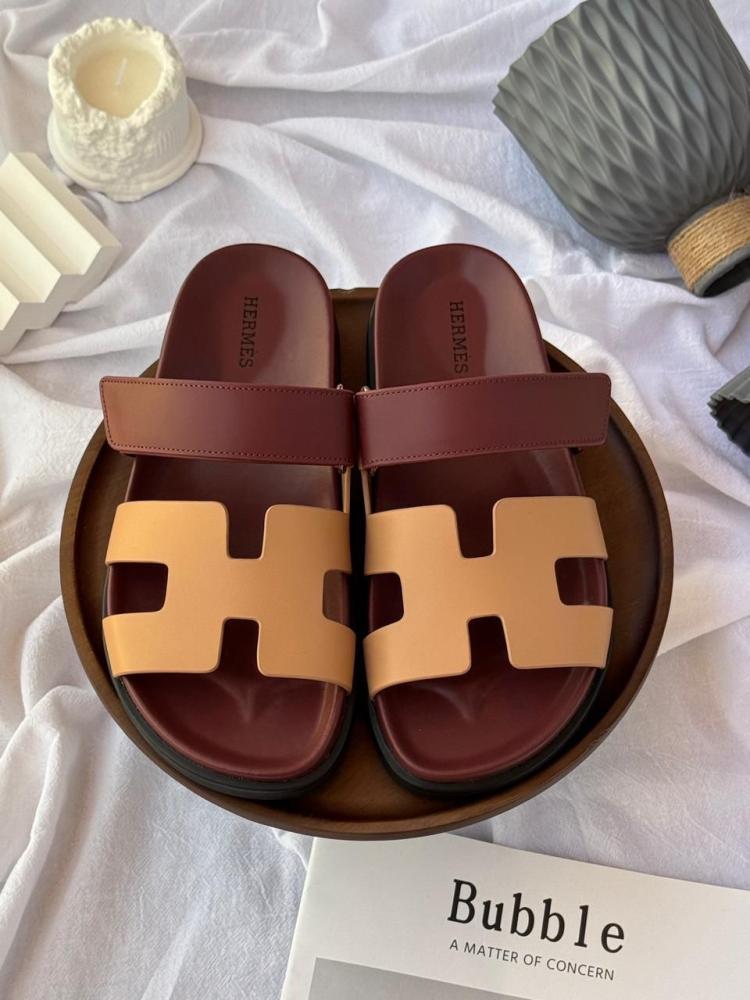 Hermès Chypre Sandals Beige and Burgundy