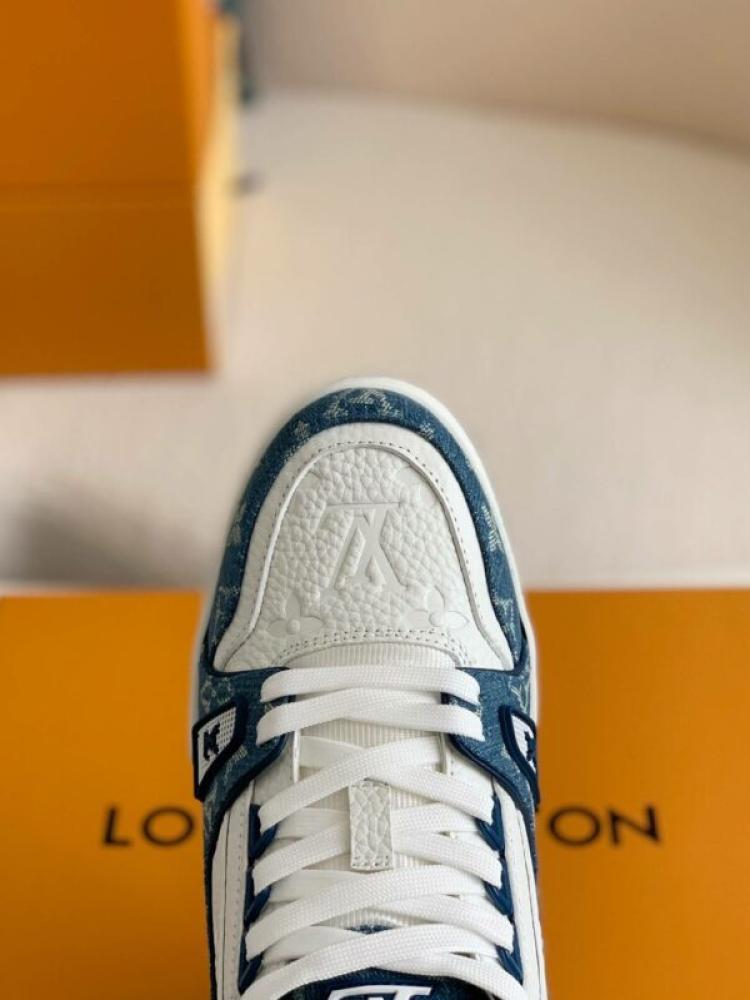 LOUIS VUITTON TRAINER - Blue
