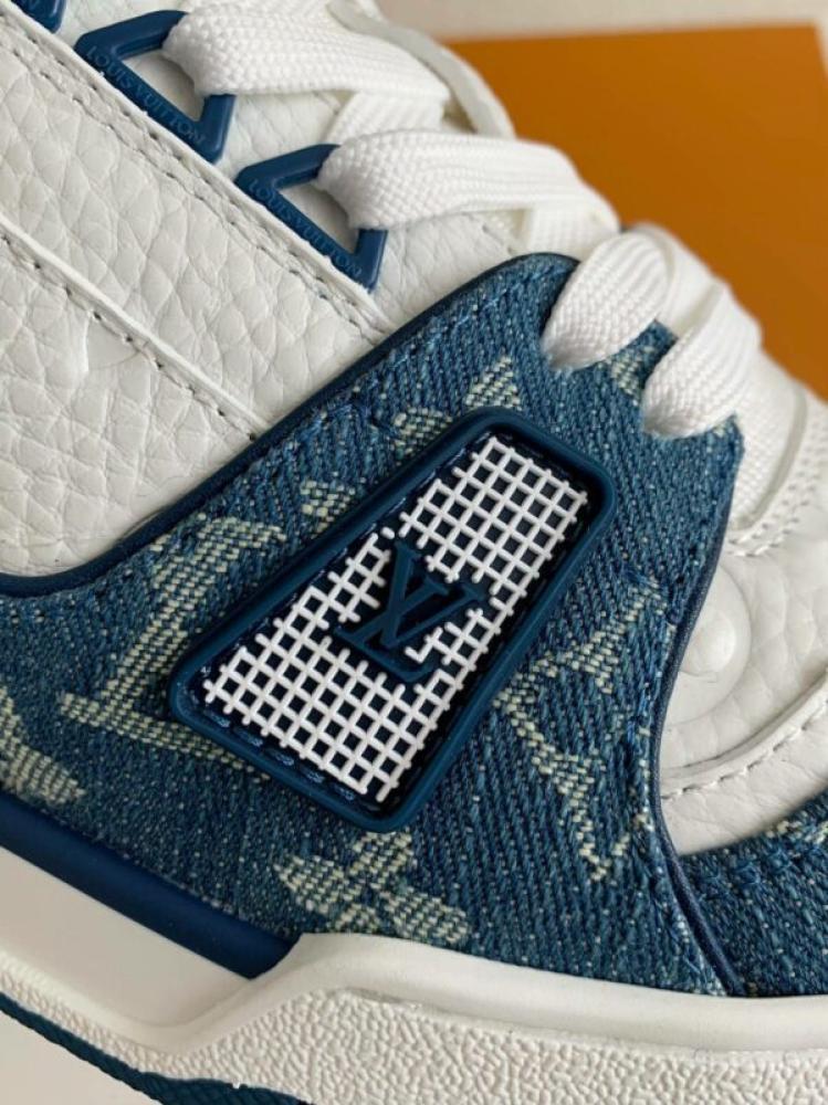 LOUIS VUITTON TRAINER - Blue