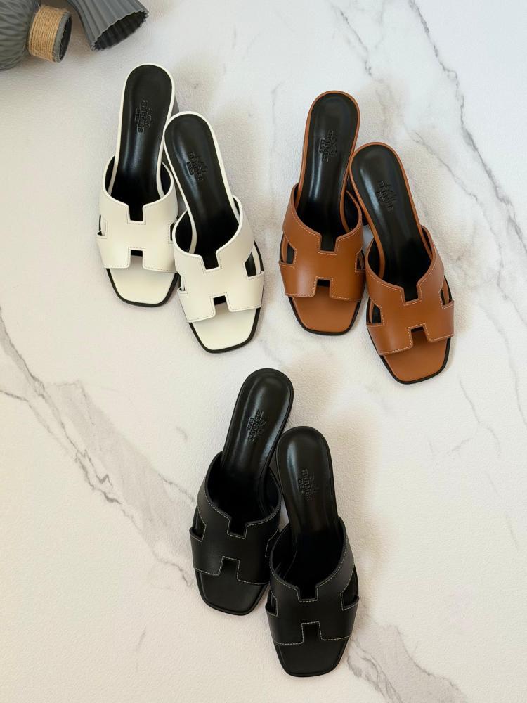 H Style Mid Heel Leather Mules