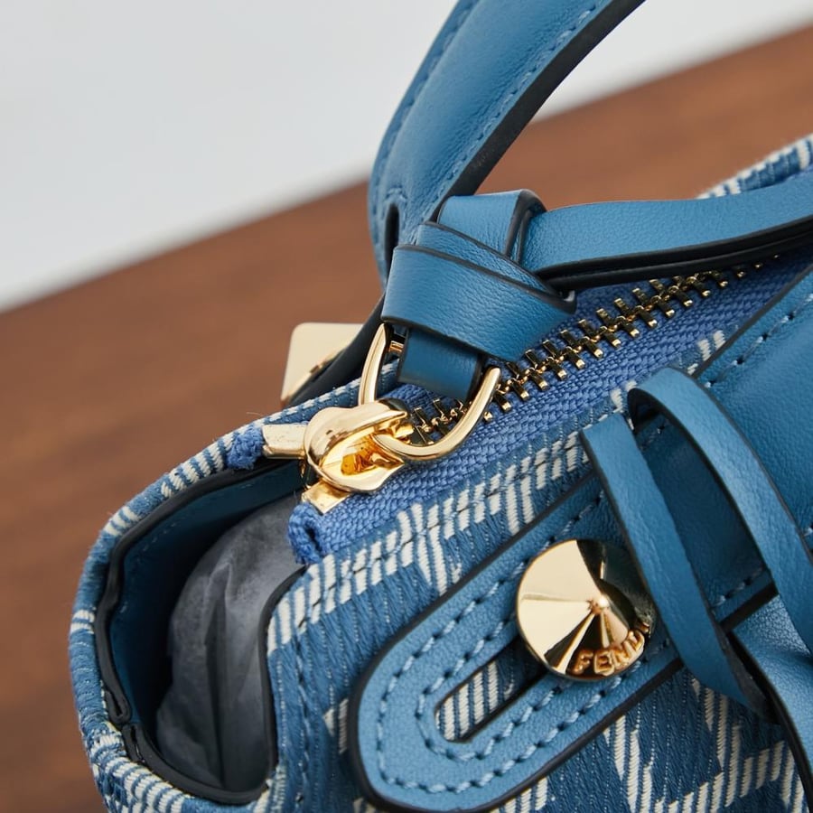 Fendi by the way soft FF فيندي جاكار حقيبة صغيرة لون سماوي