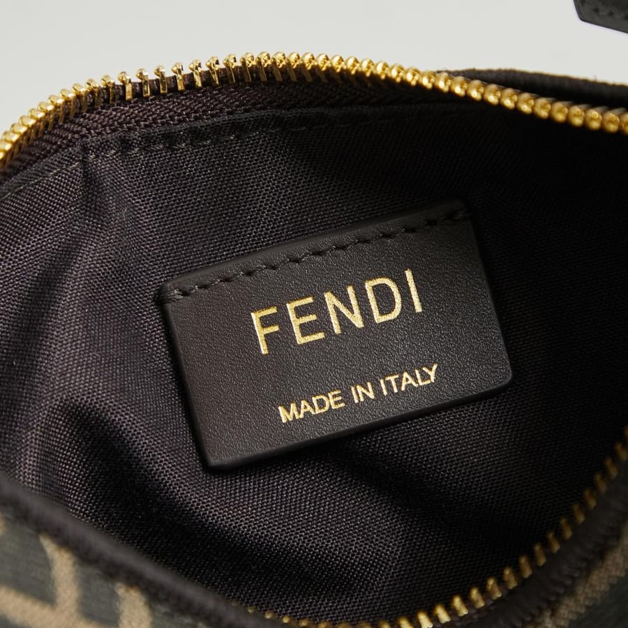 Fendi Fendigraphy فيندي حقيبة بمقاس ميني لون بني