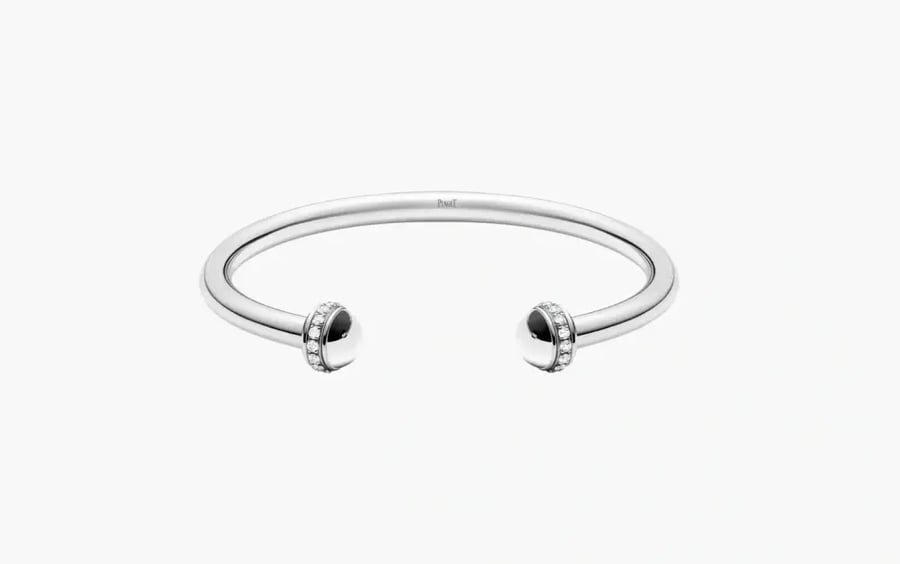 سوار بوسيشن المفتوح الصلب من بياجيه بالذهب الأبيض والألماس (Piaget Possession Open Bangle Bracelet, White Gold & Diamonds)