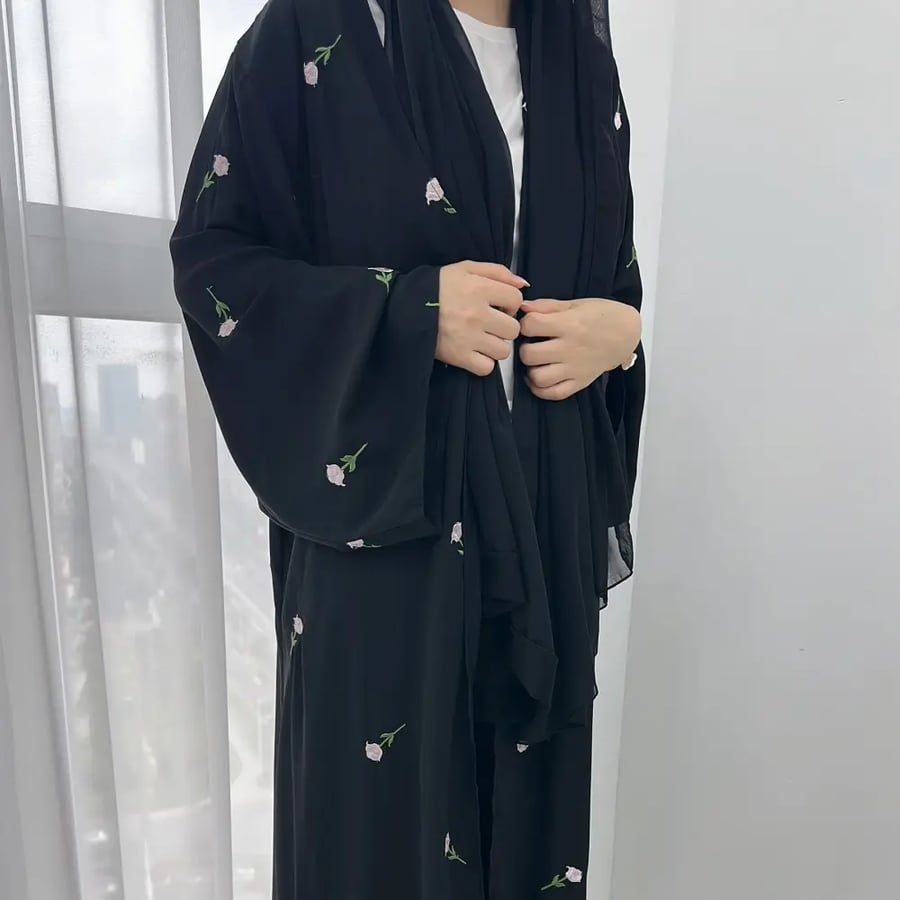عباية لمسة الزهرة