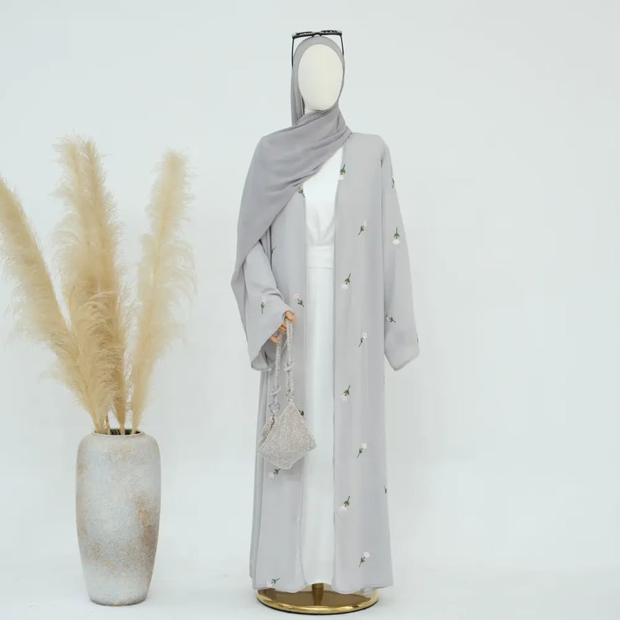 عباية لمسة الزهرة