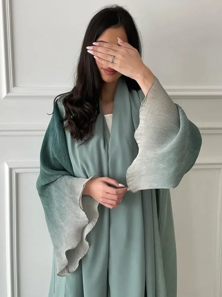 عباية امواج البحر
