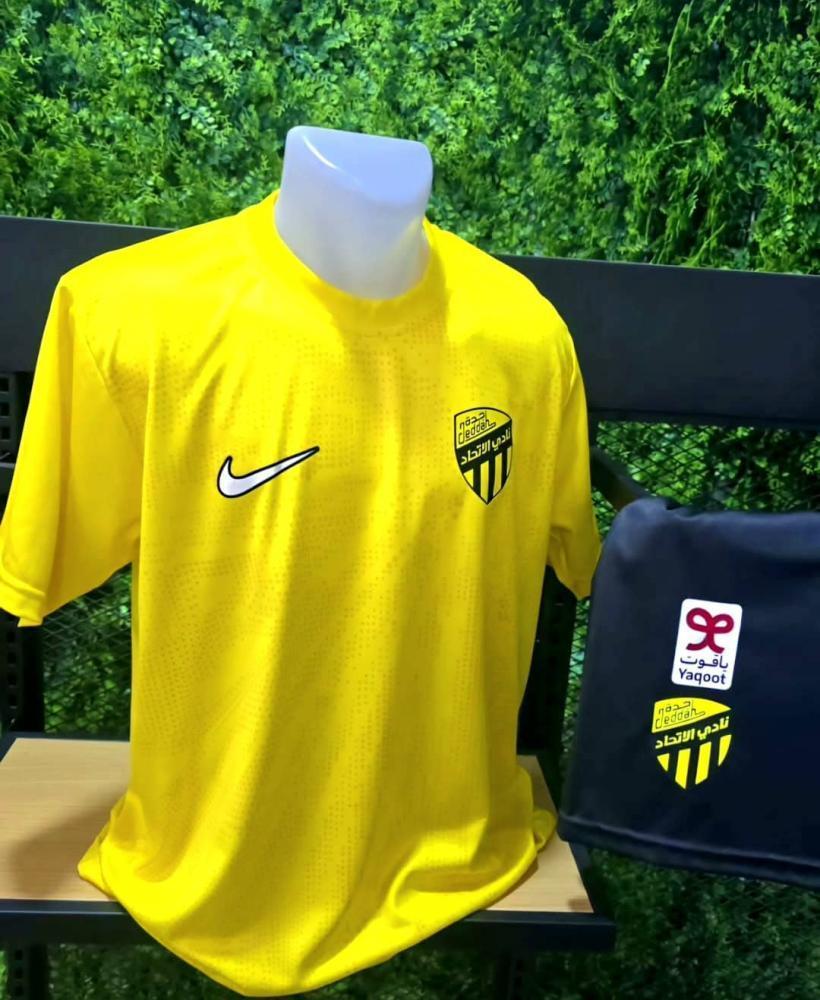 طقم تمارين الاتحاد اصفرواسود الجديد
