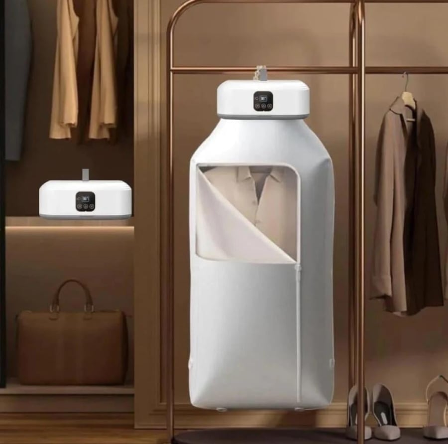 Portable electric clothes dryer foldable