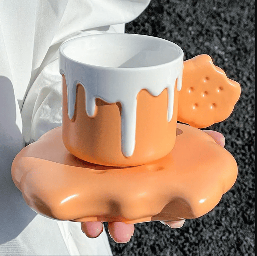 Modern ceramic mug in the shape of a biscuit 240 ml