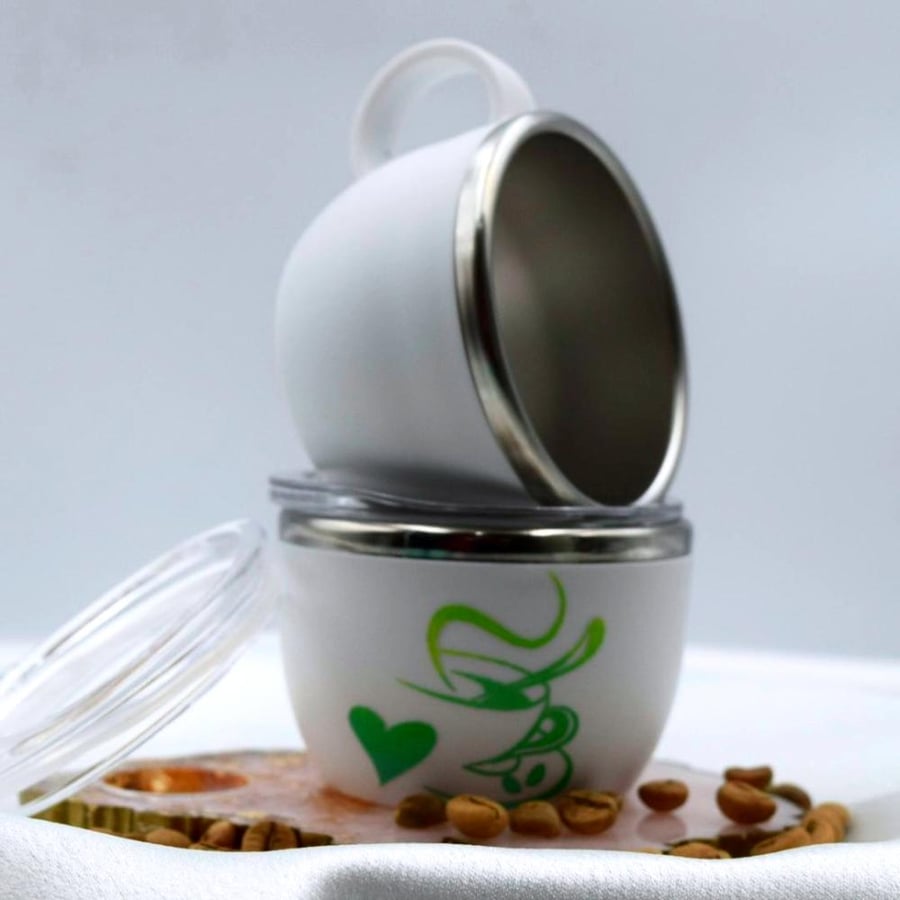 كوب قهوة صغير