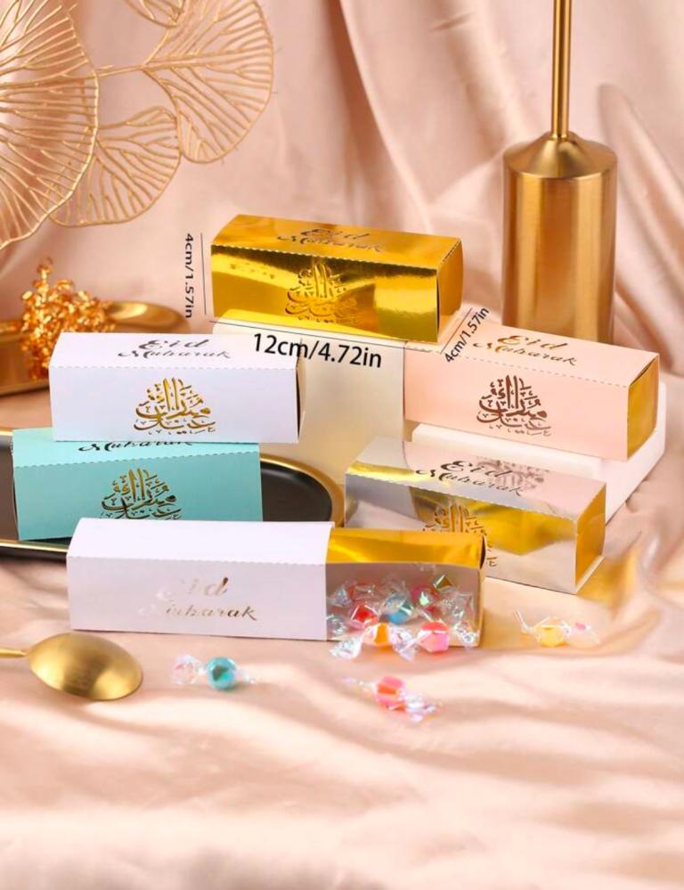 Eid box sponsored by Al-Ghusn Japanese Store contains 10 pieces of lip stick.