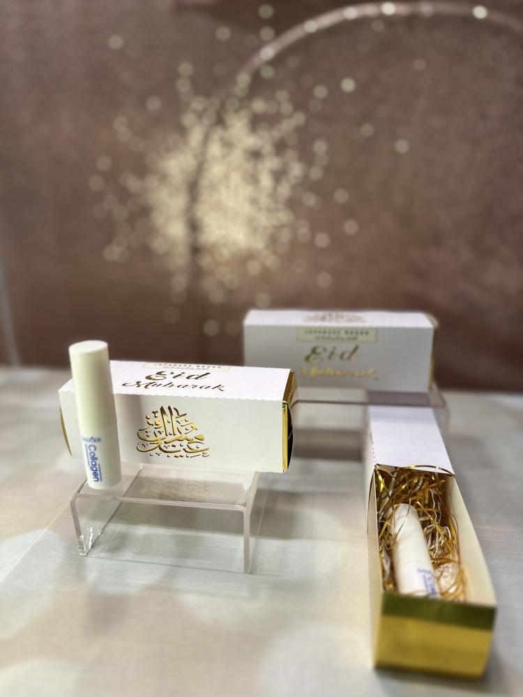 Eid box sponsored by Al-Ghusn Japanese Store contains 10 pieces of lip stick.