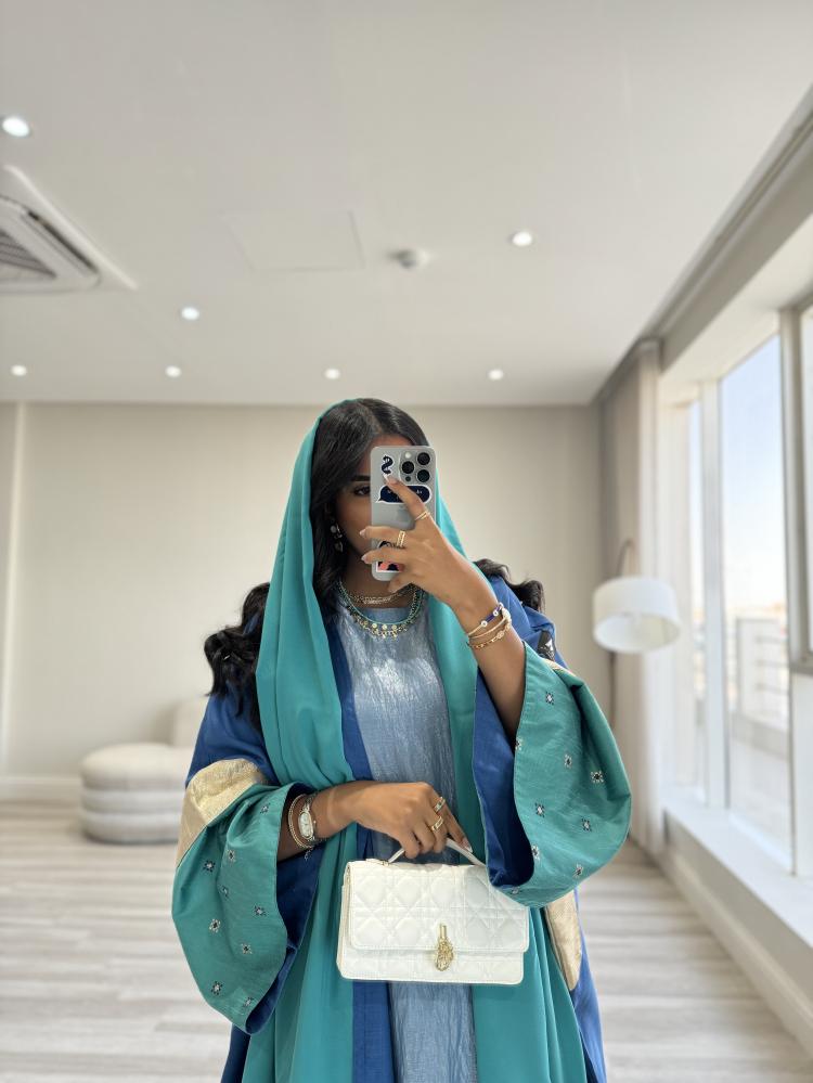 A18