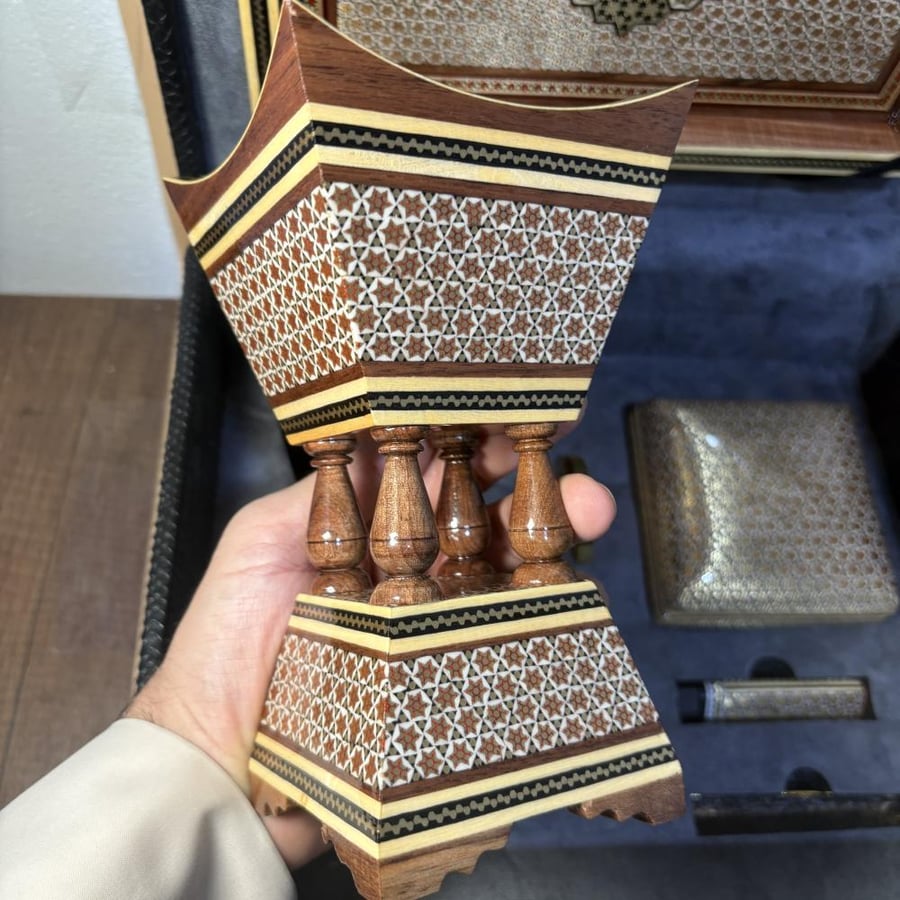 صندوق إيراني فاخر