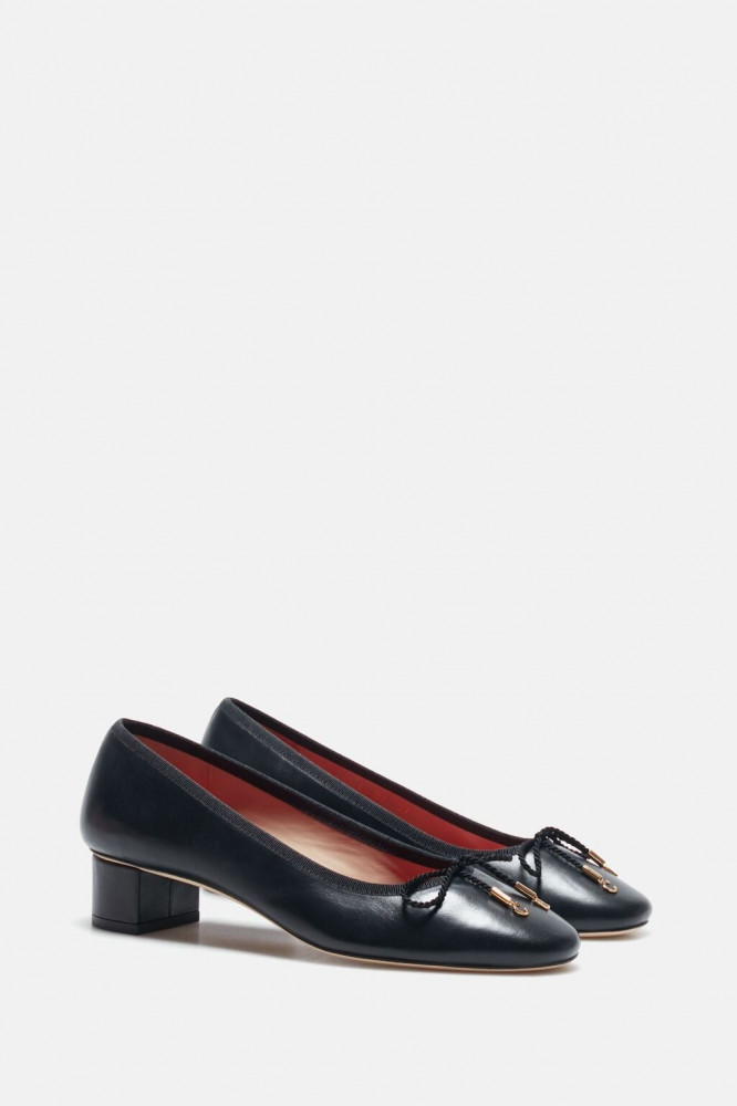 BALLET PUMPS