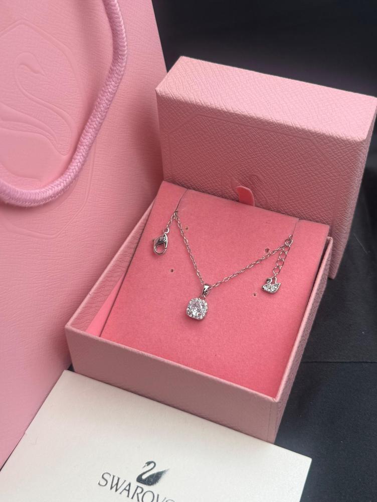 سلسال Swarovski فضي كامل