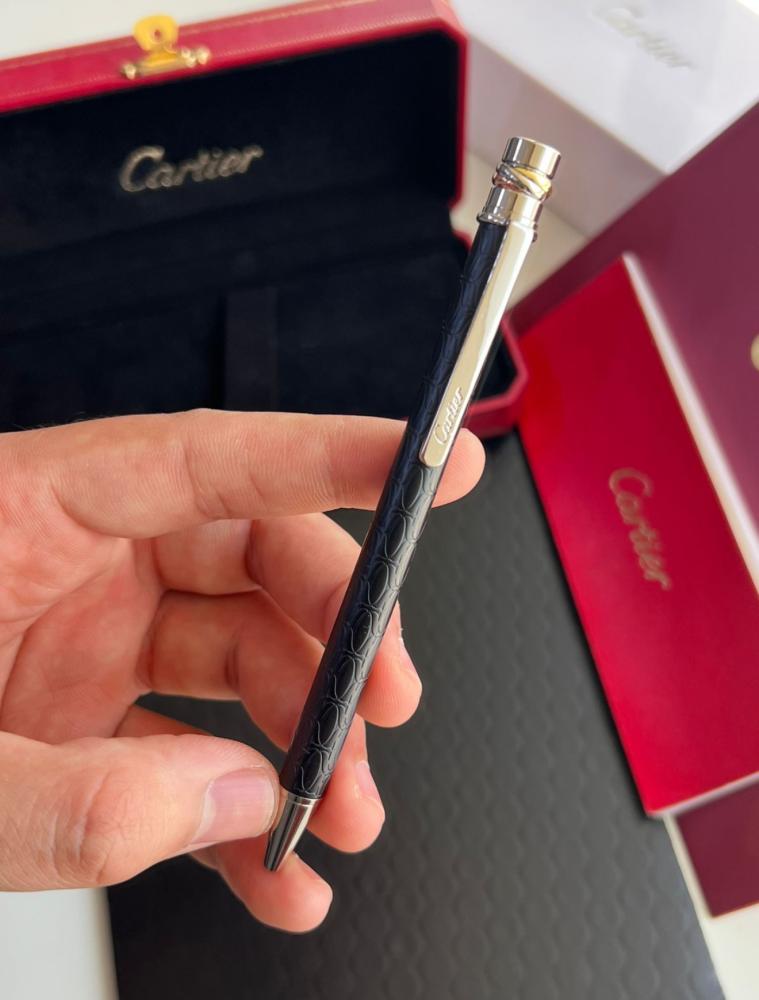 قلم Cartier اسود مطفي مع فضي