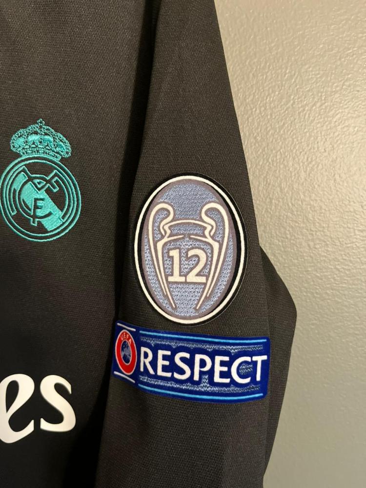 ريال مدريد 2018 الاسود نسخة الابطال