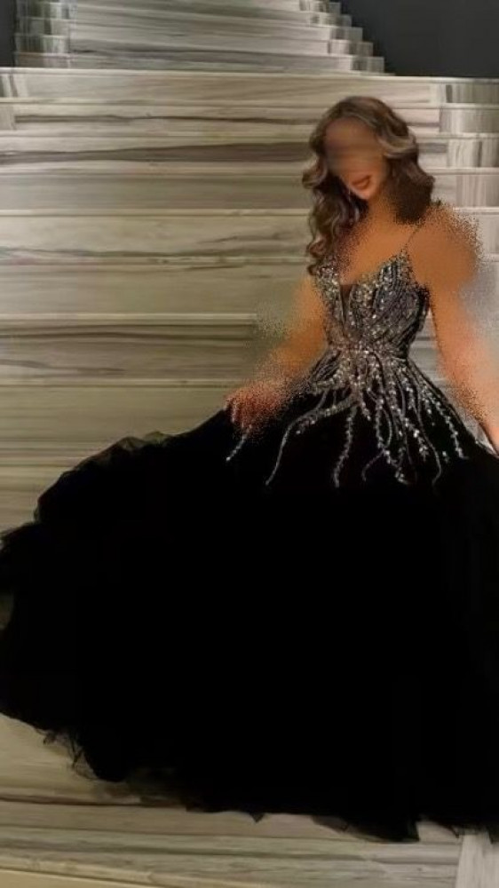 فستان سهرة أسود