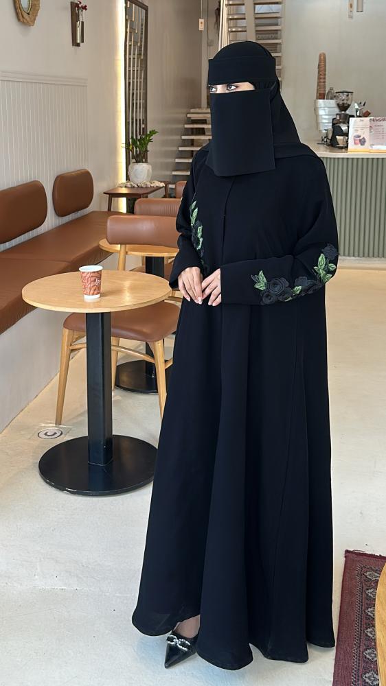 Ghada abaya