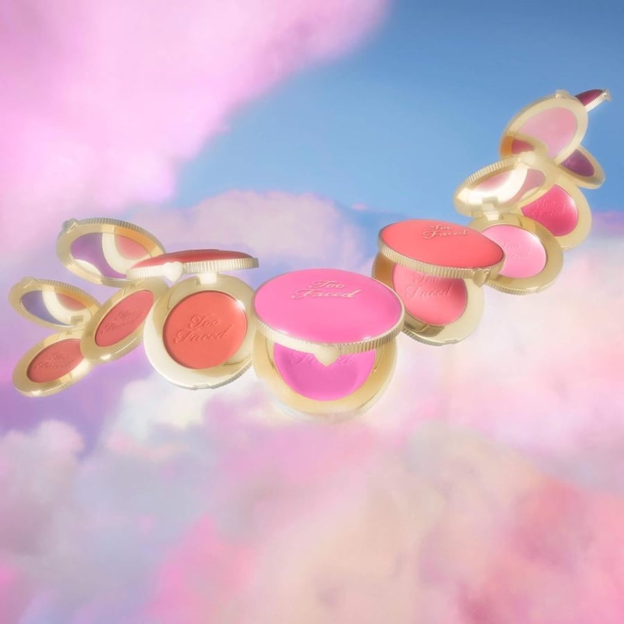 درجات بلاشر Too Faced Cloud Crush Blurring Blush