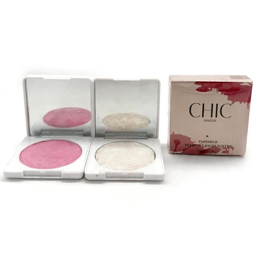 هايلايتر CHIC بودرة مضغوطة من زاوية أخرى